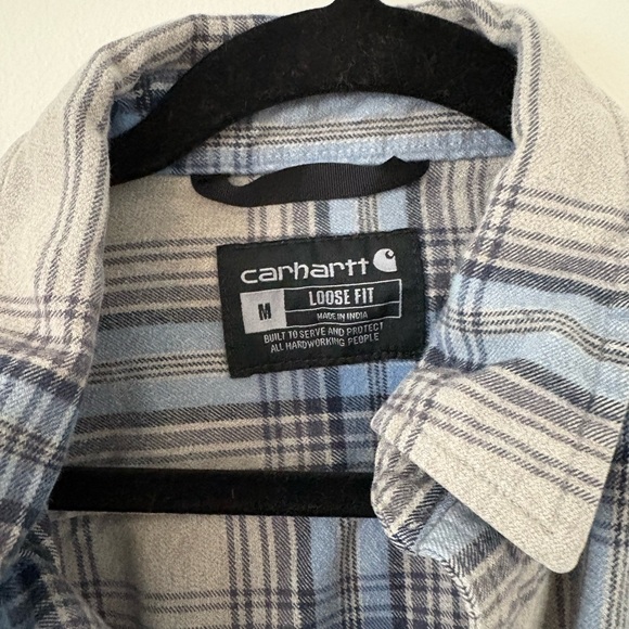 Carhartt Loose Fit Heavyweight Flannel Long Sleeve Plaid Shirt in Asphalt Medium - Picture 4 of 6